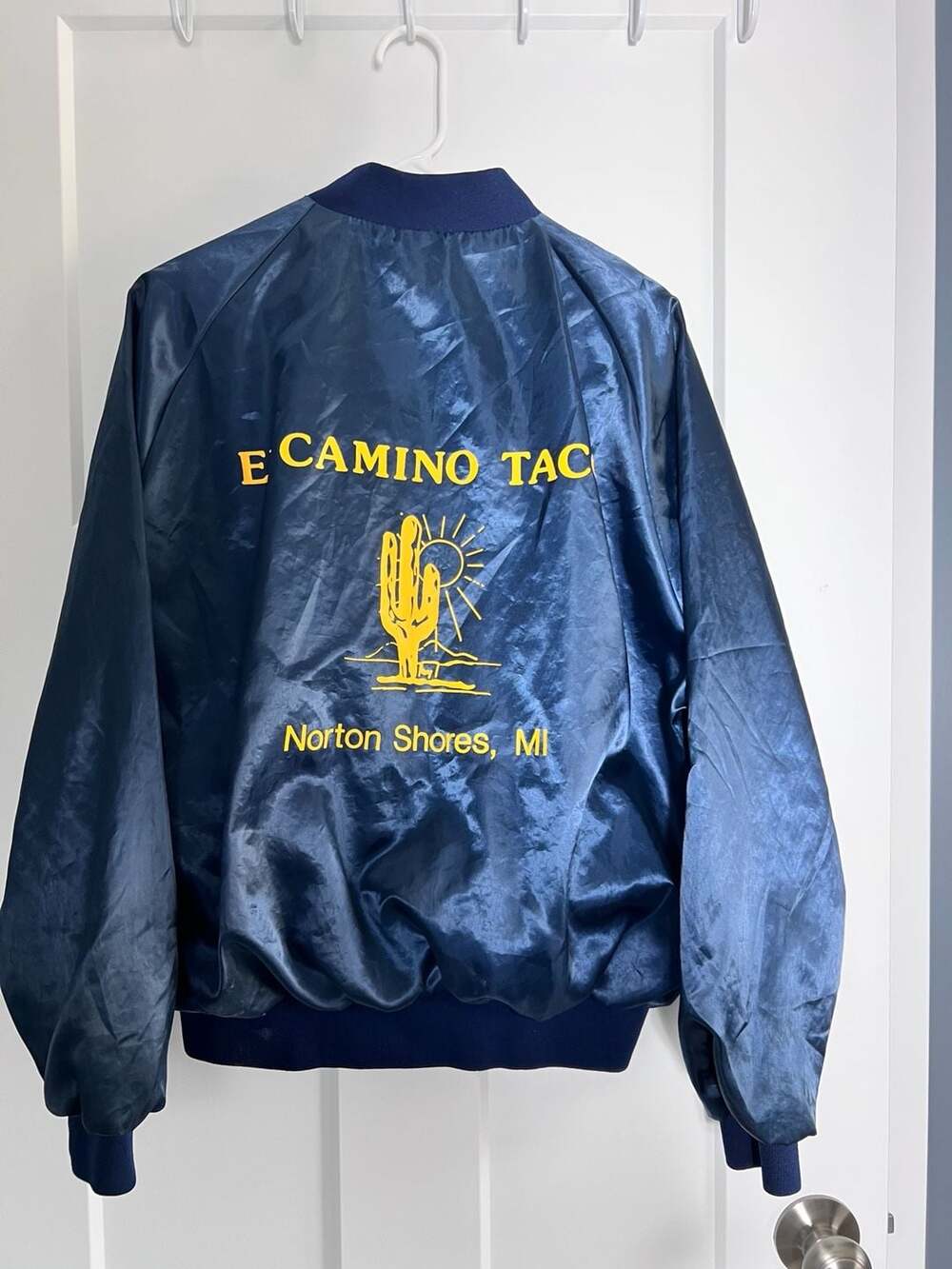 Vintage Aristo Jac El Camino Tacos Norton Shores MI Satin Bomber Jacket